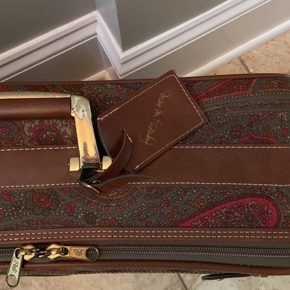 Diane von Furstenberg Vtg Paisley Leather Trim Sacvoyage Luggage Valize Zipper - Picture 2 of 5